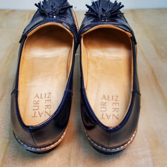 Naturalizer Navy Blue Patent Leather Platform Loafers Size 8 - Picture 8 of 16